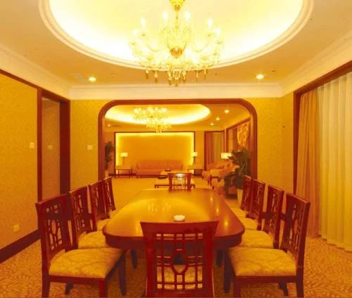 Tarshan Hotel