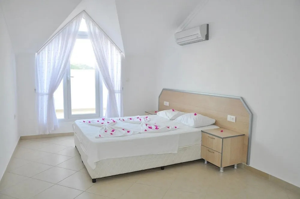 HYT Apart 1 Bedroom 2 by DreamofHoliday