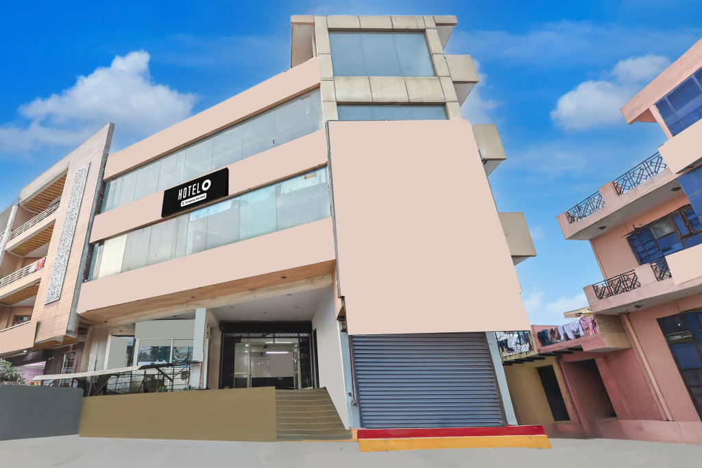 Super Hotel O Sector 4 Manraj Complex Gurugram