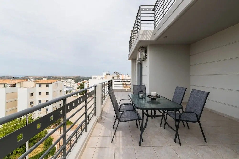 Thresh Apartments Airport by Airstay