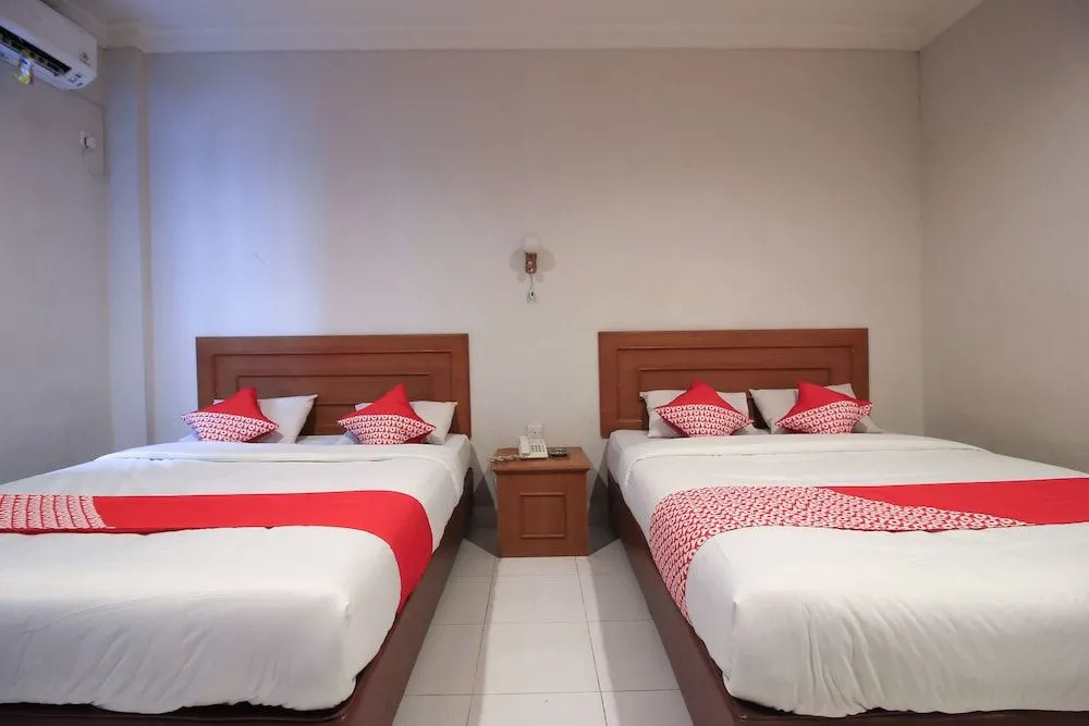 OYO 717 Hotel Dharma Utama Syariah