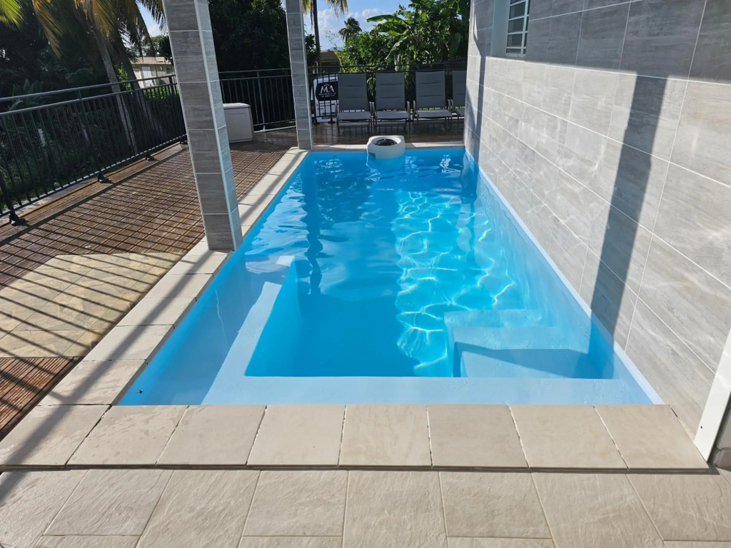 Villa dexception avec piscine