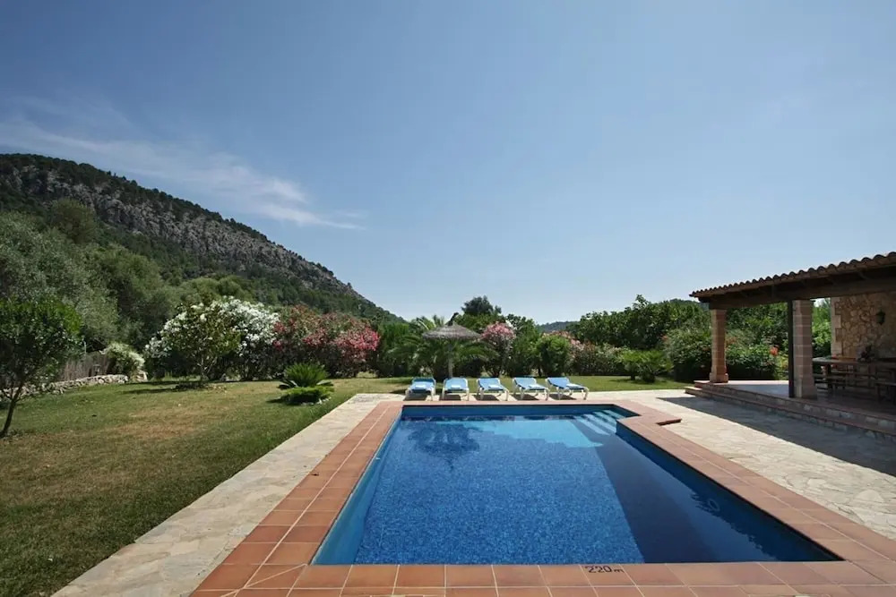 Villa - 4 Bedrooms with Pool and WiFi - 103147