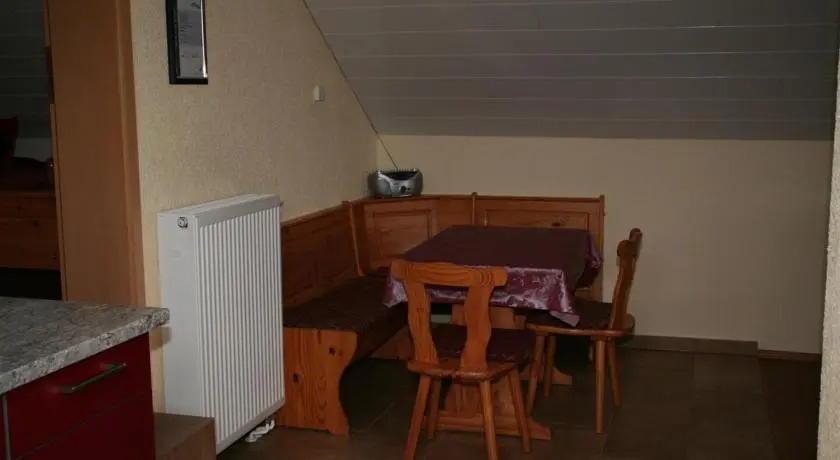 Ferienwohnungen&Pension Neuber