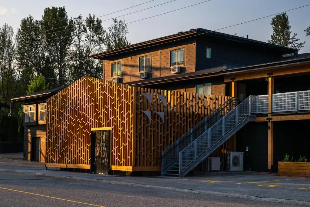Gravity Haus Revelstoke