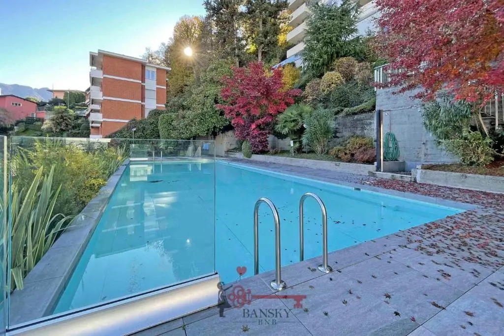 ROMANTIC LOFT with Outside Swimming Pool, 400m from Lugano Station