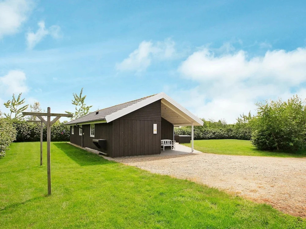 Luxurious Holiday Home in Hemmet With Sauna