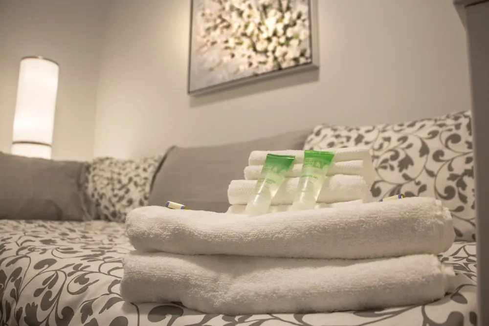WOW Luxury Suites - Halifax Downtown