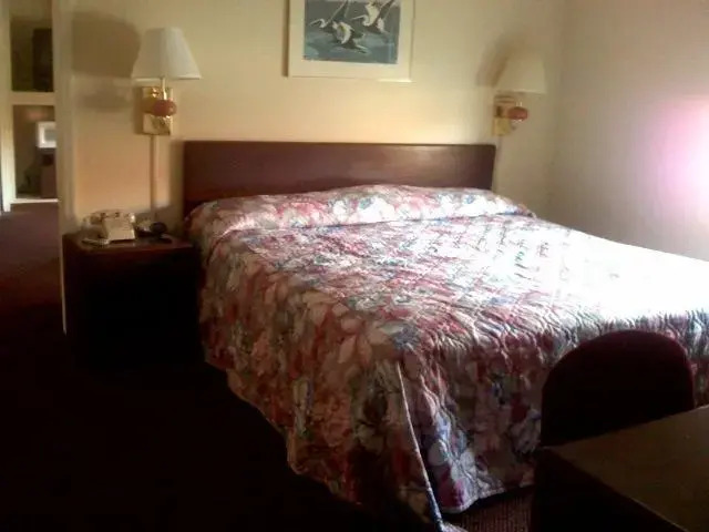 Blackhawk Village Inn & Lodge