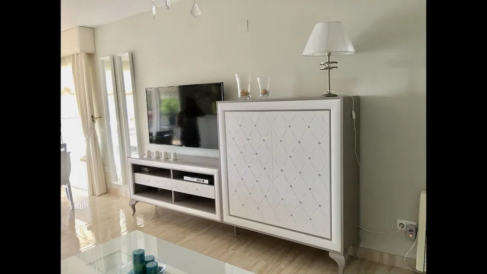 Mi Capricho Beach Apartments