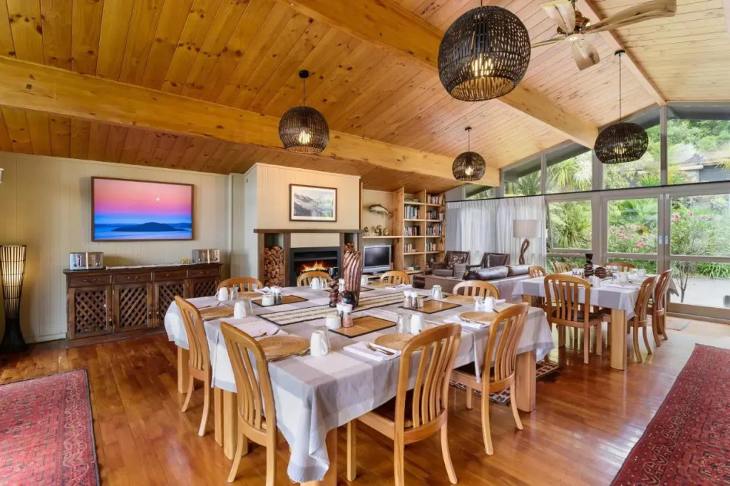 Koura Lodge