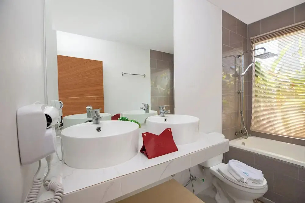 Andaman Sea Best Pool Access & Villas