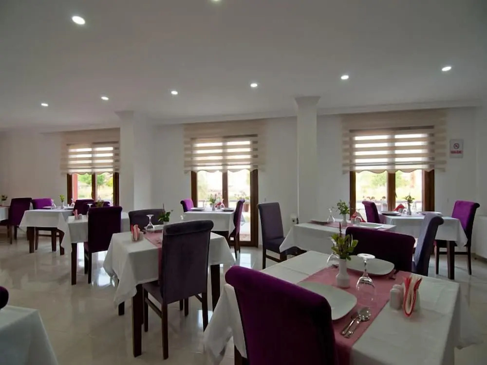 Defne Hotel