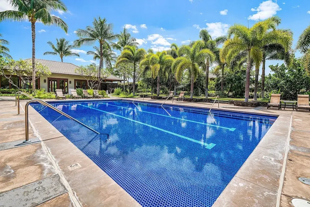 Updated Unit - Perfect Location - Vrkcv
