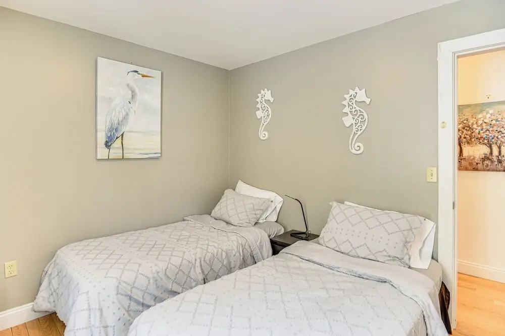 1 Mi to Downtown & Palladium: Worcester Getaway!