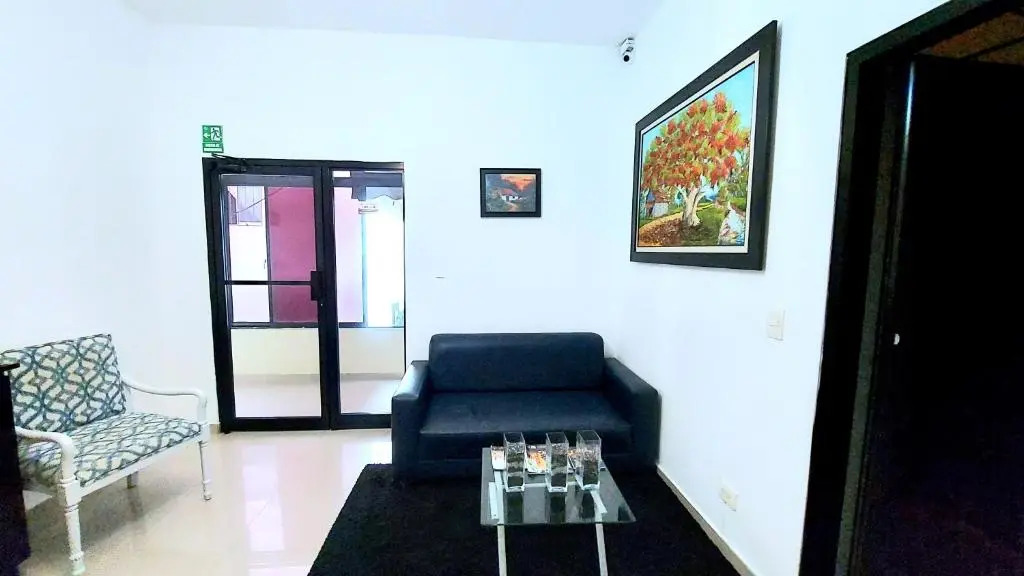 Hotel Tau Art Residence