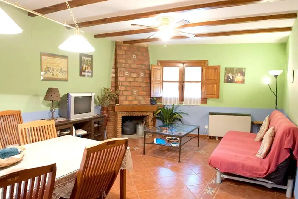 House With 4 Bedrooms in Robledillo de Gata, With Wonderful Mountain View, Terrace and Wifi