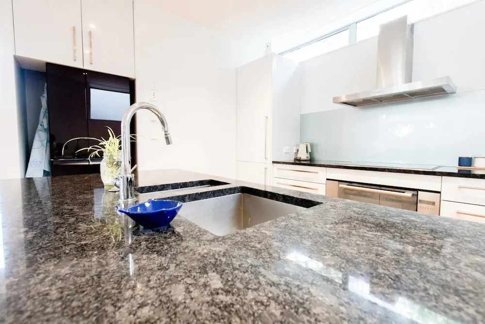 Luxury 4 Bedroom Home With Private Cinema