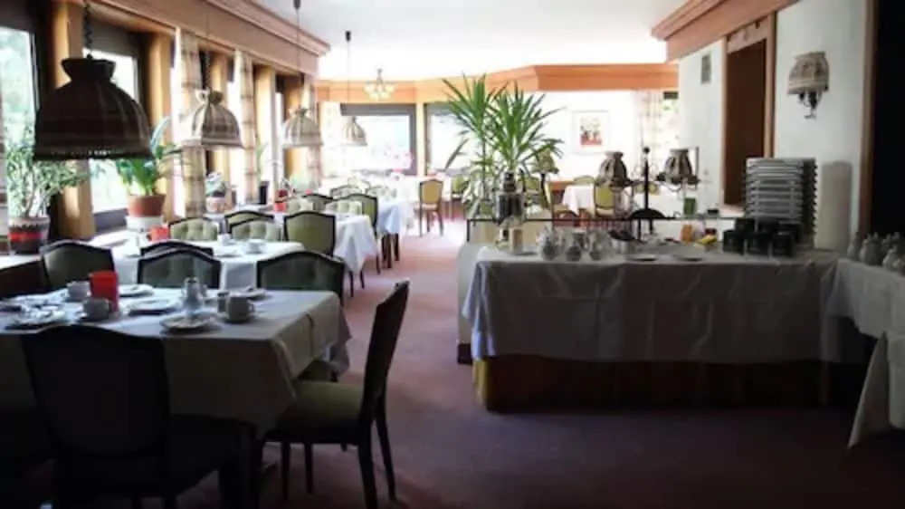 Hotel Adler