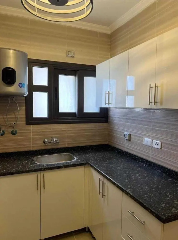 Elegant Hotel Apt in Madinaty B8