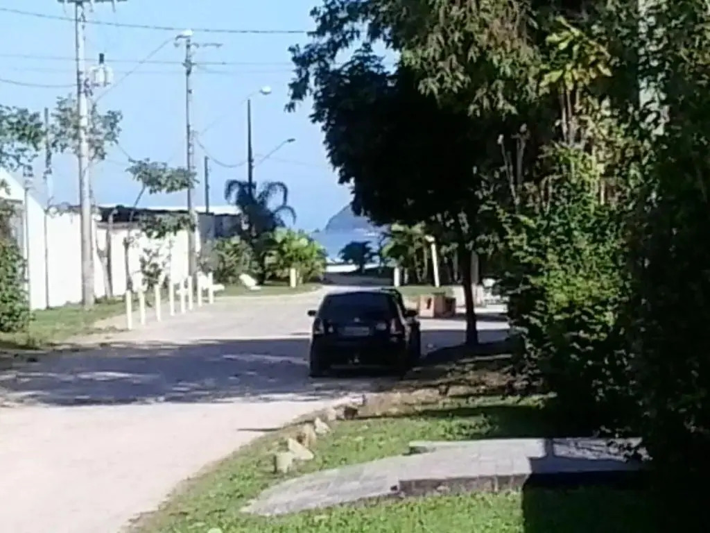 Casa com ar condicionado a 50 metros da Praia da Riviera no Jardim São Lourenço - Casa com Wi-Fi