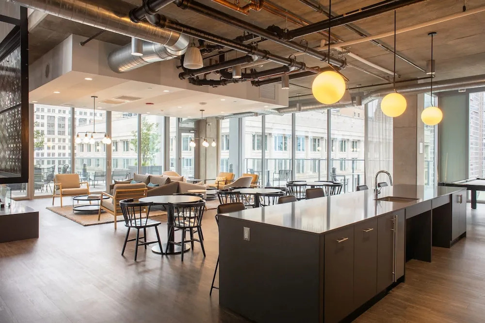 Luxury Downtown 4BR Exclusive Design PH