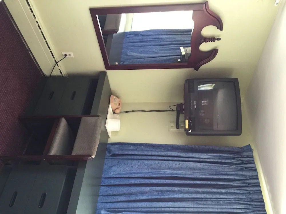 Travelers Motel