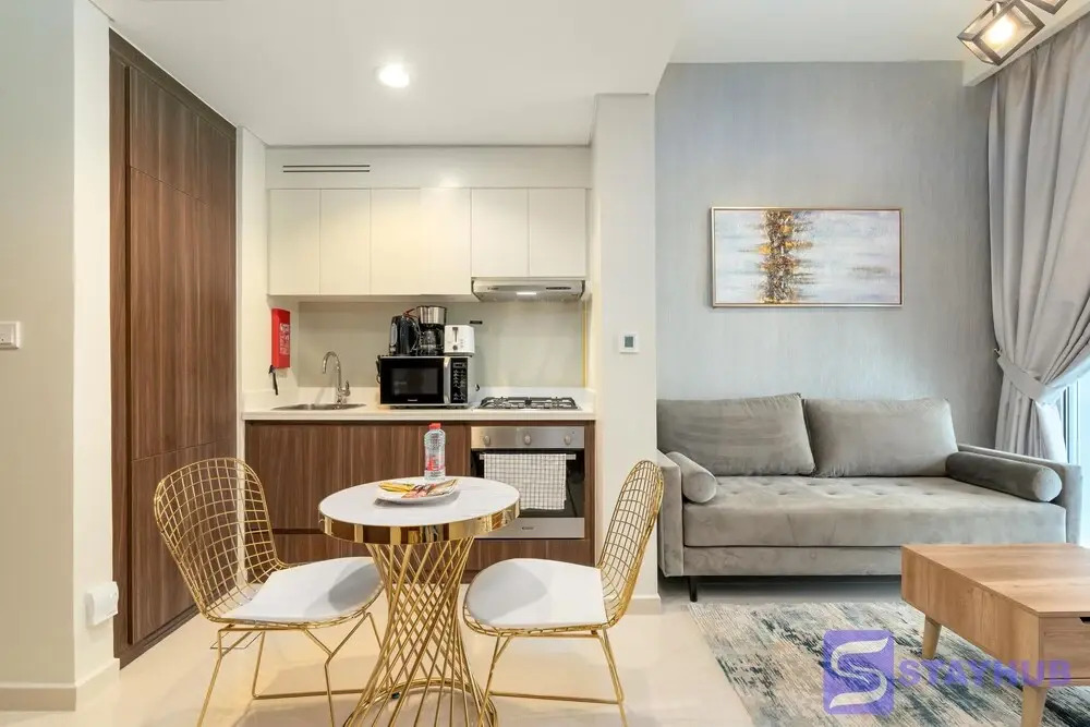 Stunning 1BR Apt in Business Bay