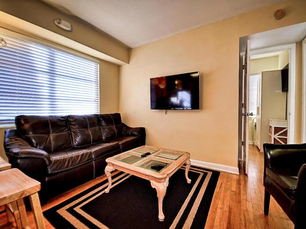 Palm Place 4- Royal Palm 621