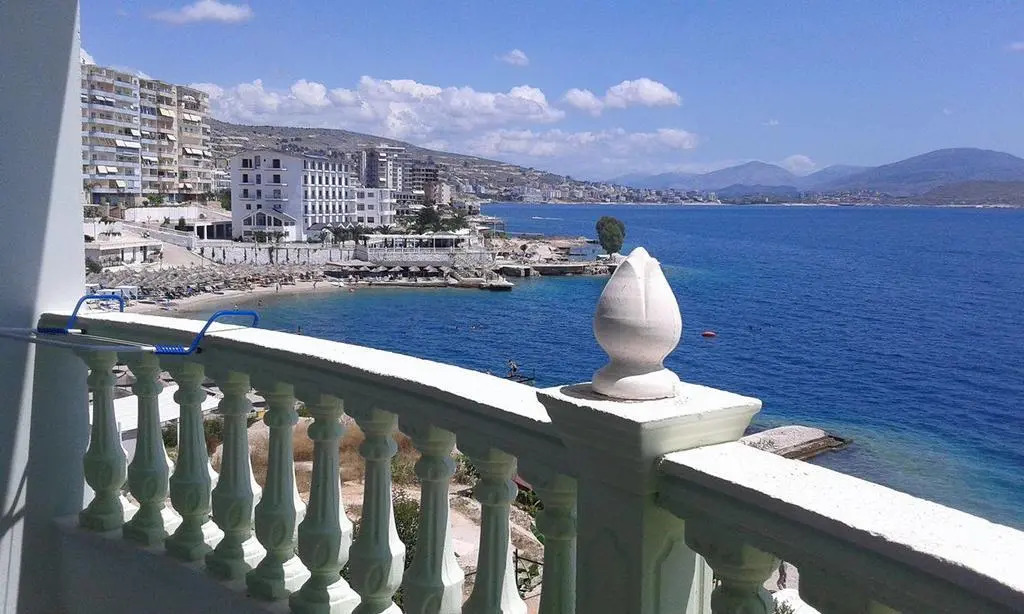 Kalemis Beachside Hotel