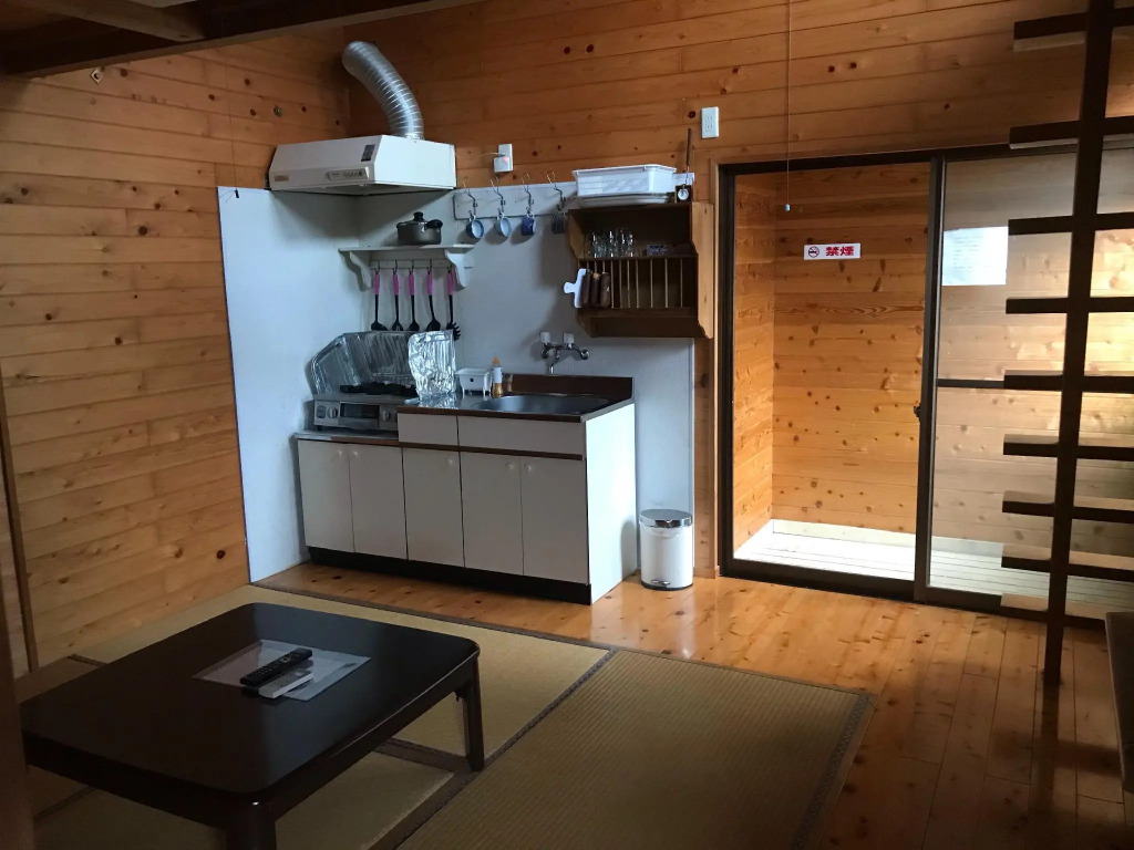 Kumamoto Guesthouse Little Asia - Hostel