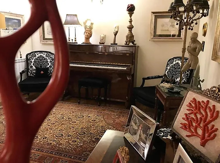 The Queens House