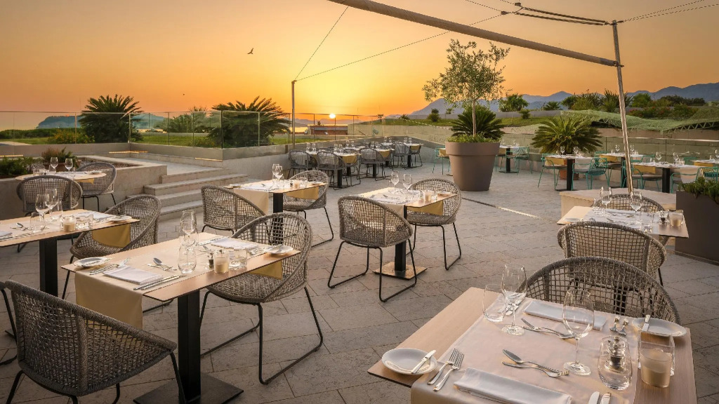 Отель Valamar Lacroma Hotel