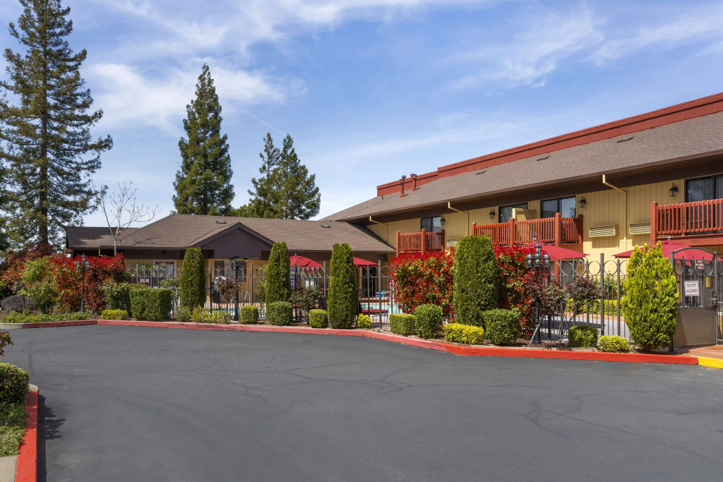 Best Western Plus Placerville Inn