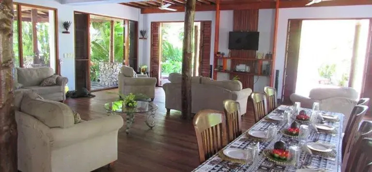 Devos - The Private Residence