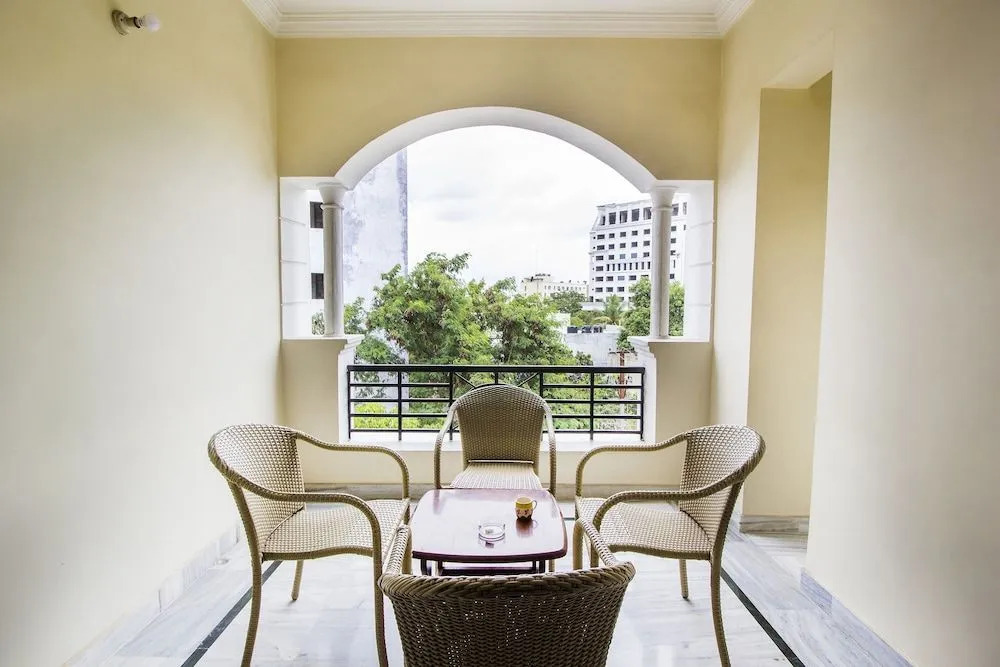 FabHotel Gardenia Service Apartments