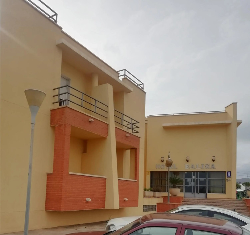 Bayo Lirola Hotel Balisa