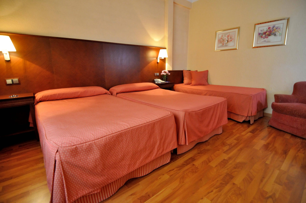 Hotel Casón del Tormes by HappyCulture