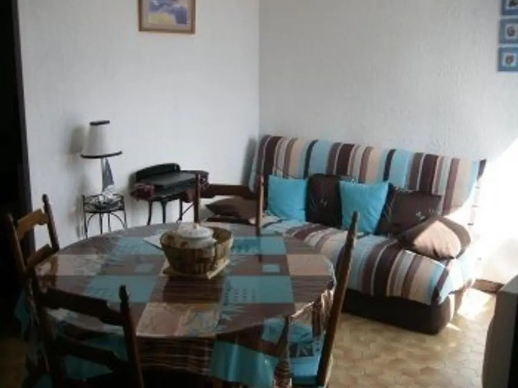 Appartement Saint-Cyprien, 2 pièces, 6 personnes - FR-1-225D-168