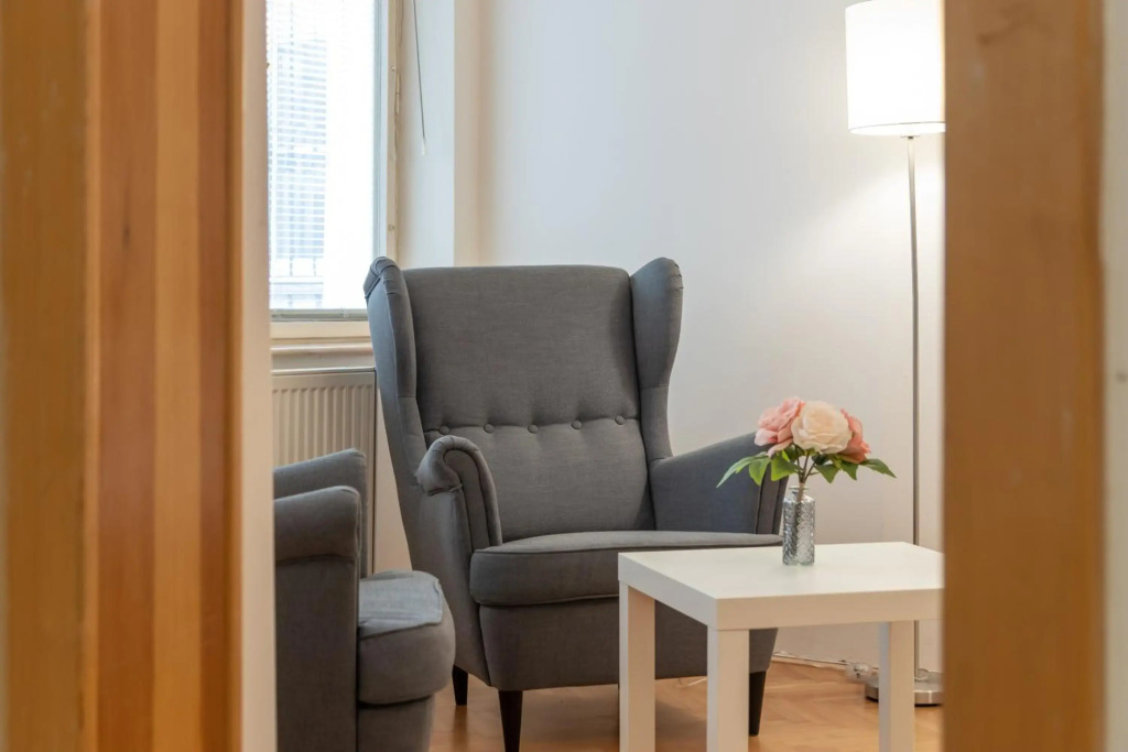 Exclusive Old Town Suites with City Views & AC by EasyBNB Premium
