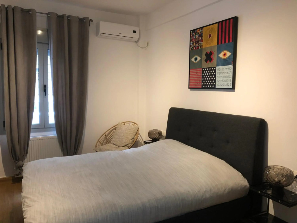Exarcheia House