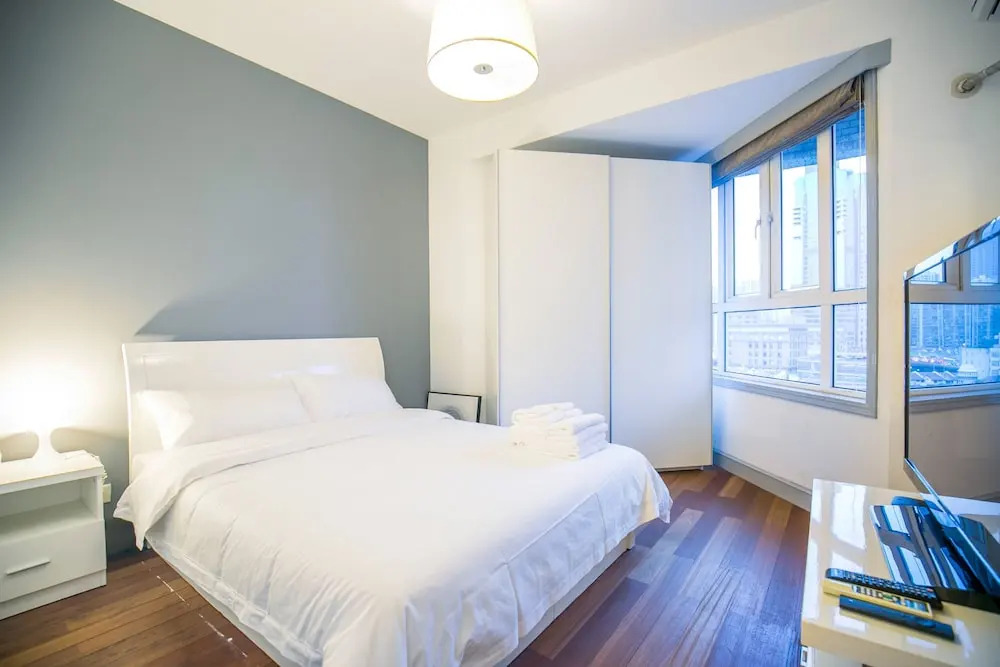 N2haus People Squre 4 bedrooms