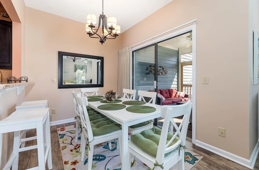 1d Canterbury Court 2 Bedroom Villa