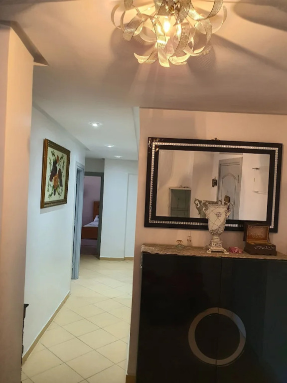 Familiar Luxury Apartment