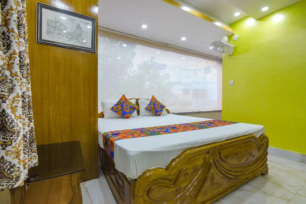 Fabhotel Dreamland