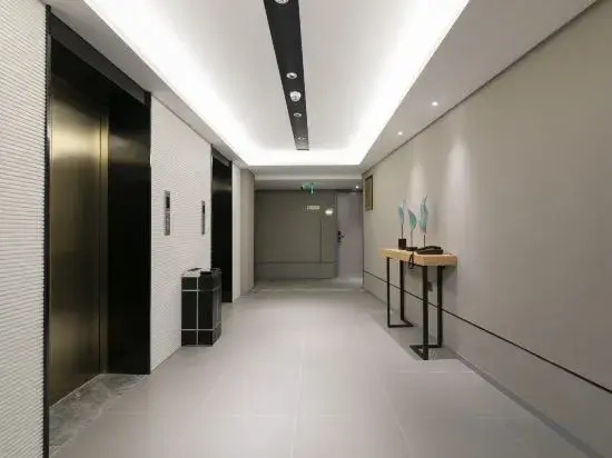 Home Inn Plus- Wuhan Hankou Railway Station Fanhai Branch