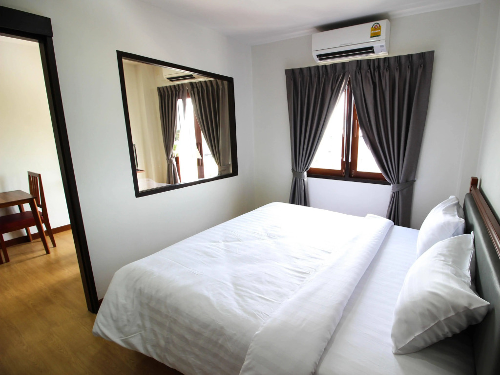 Tai-Shan Suites