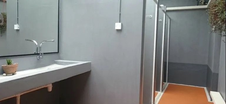 Qube Hotel
