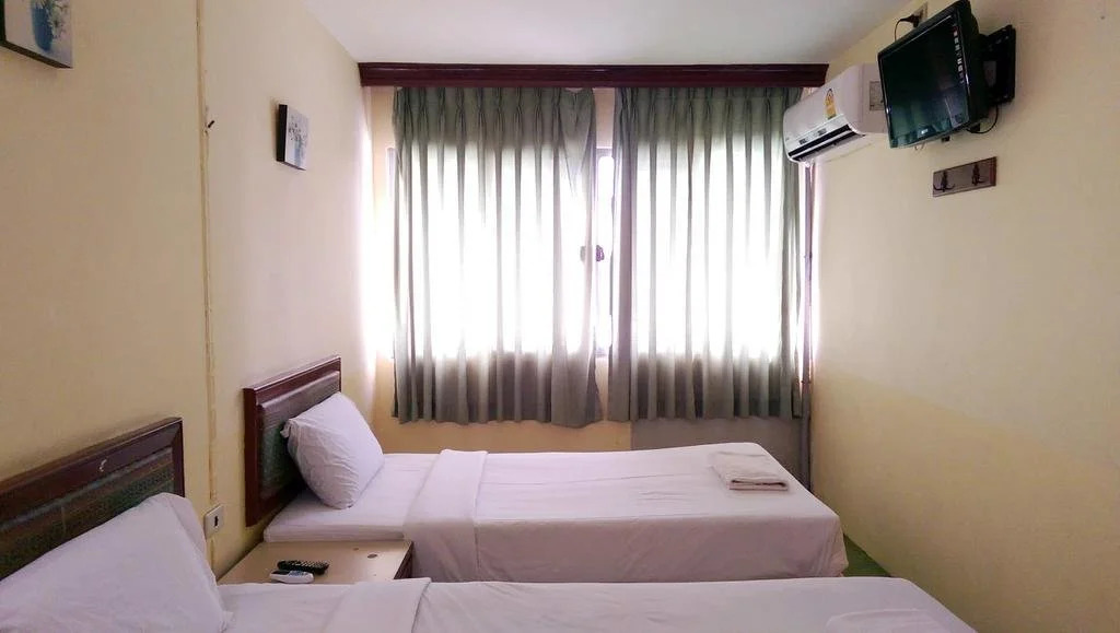 Wattana Trang Hotel