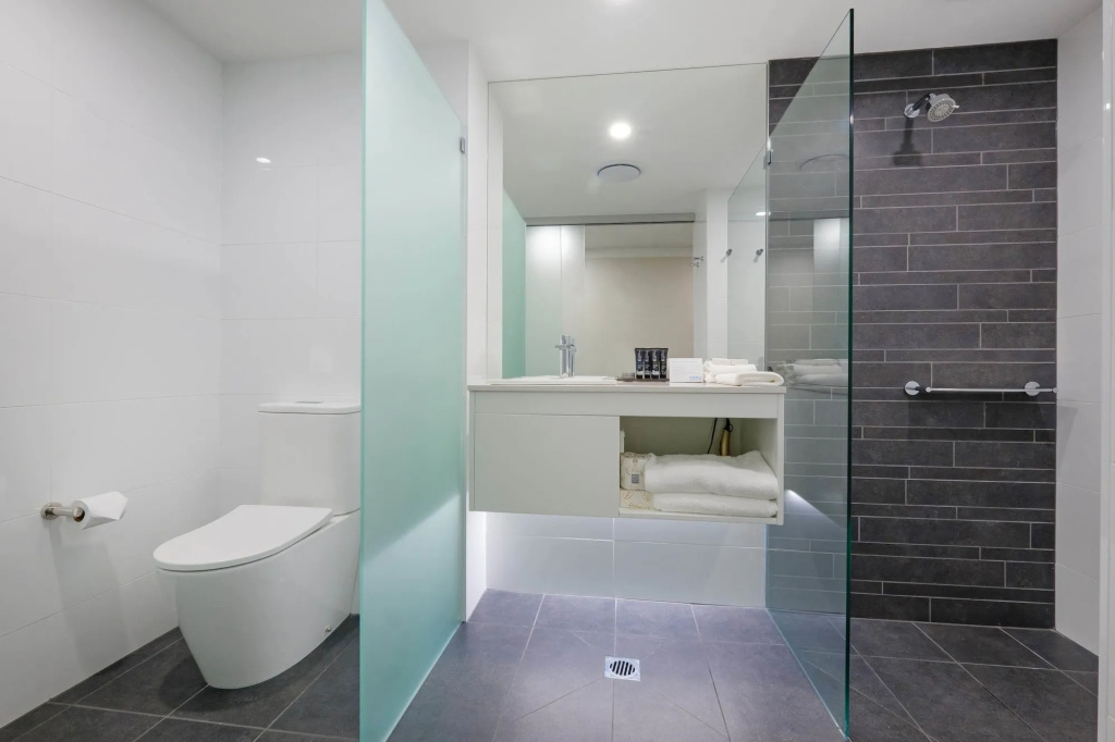 Mantra Albury